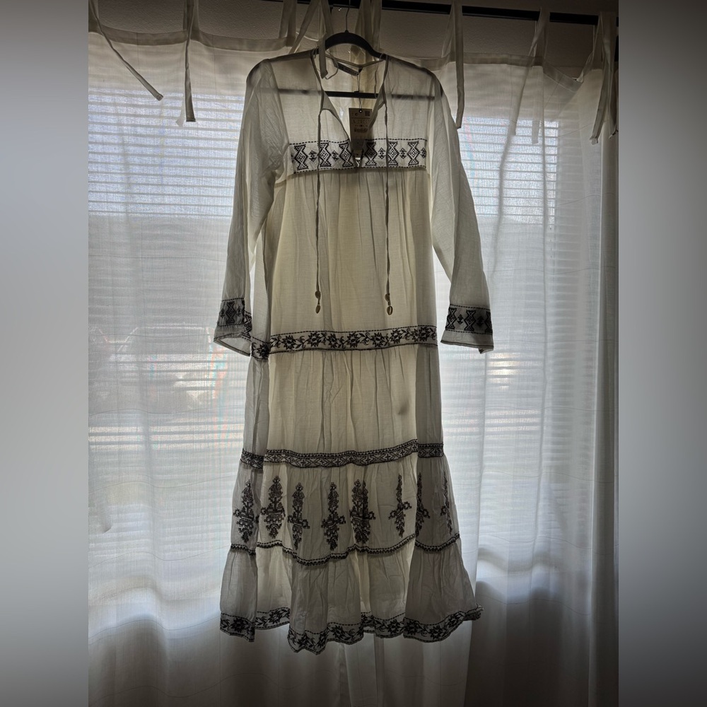 Zara White and Black Embroidered Maxi Dress